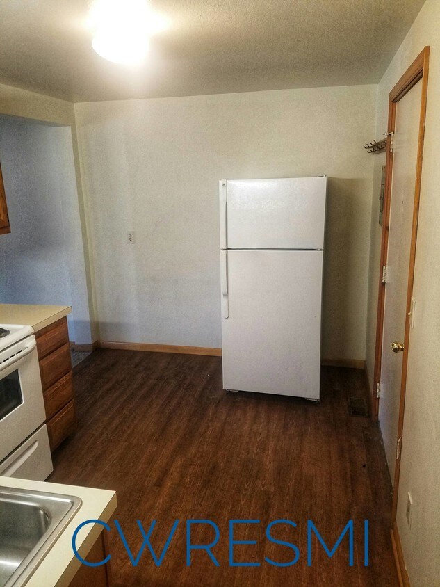 Primary Photo - 2594-2596 84th St SW
