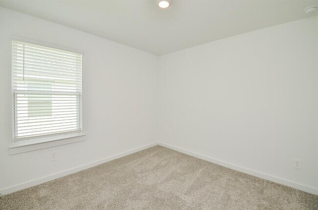 Building Photo - 1218 Isola Bella Dr
