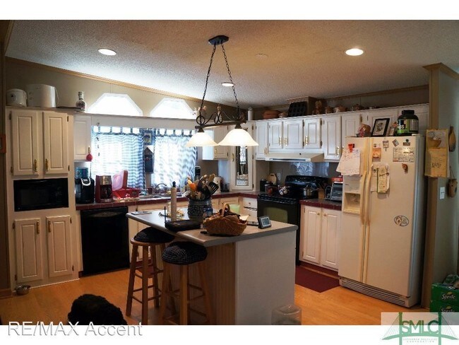 Building Photo - 3 br, 2.5 bath House - 617 Charlies Road