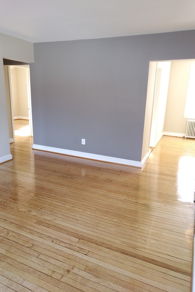 Foto del edificio - 4111 Nicholson St
