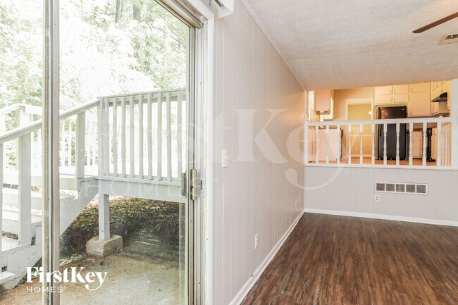 Building Photo - 4073 Cedar Ridge Trail