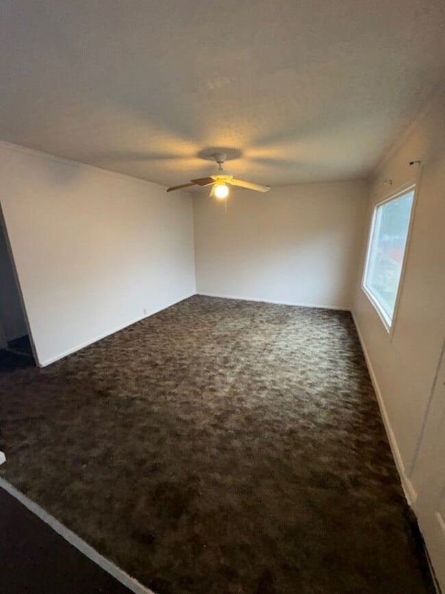 Foto del edificio - 1240 &amp; 1242 Negley Avenue