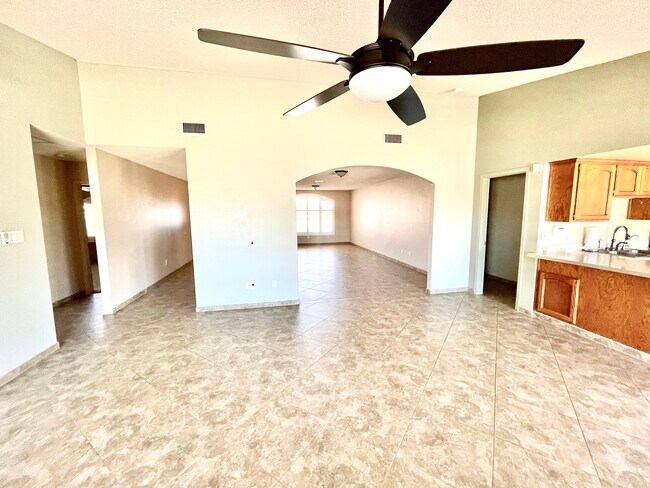Building Photo - 3572 E Moreno Ln