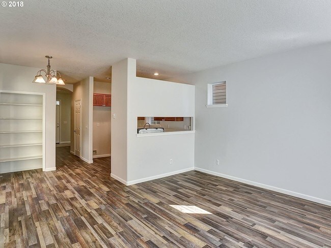 Building Photo - 3 br, 2.5 bath House - 1150 SE Bacarra Street