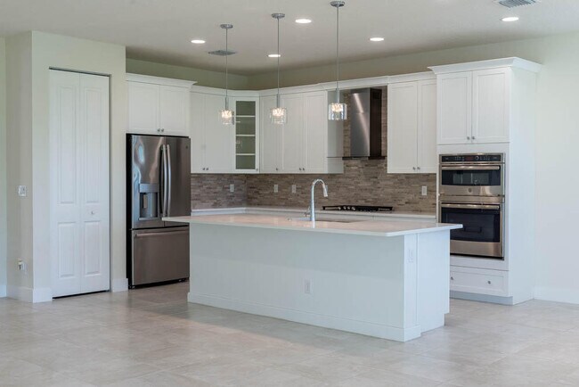 Building Photo - 7159 Estero Dr