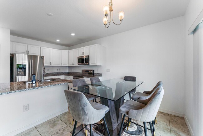 Foto del edificio - 1053 SW Coleman Ave