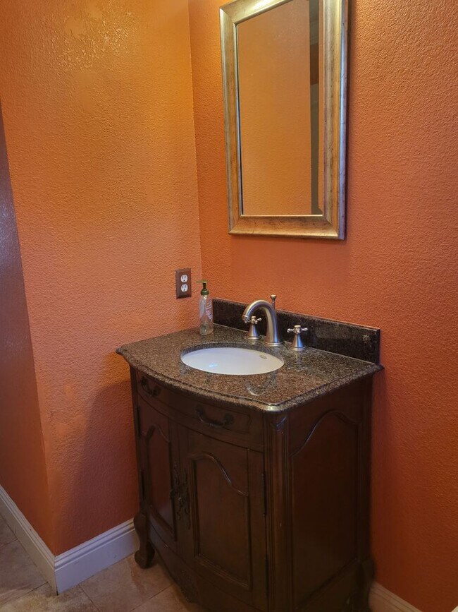 Foto del edificio - 3168 Orchard View Dr