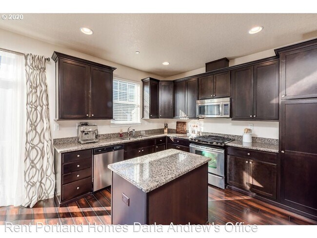 Building Photo - 3 br, 2.5 bath House - 11050 SW Mallow Ter...