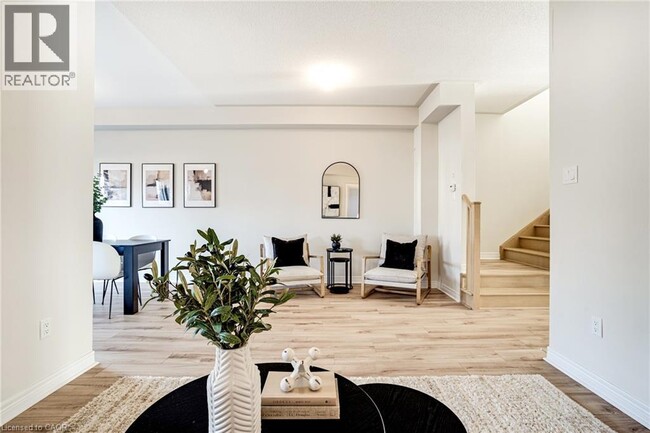 Building Photo - 26 Bentgrass Dr