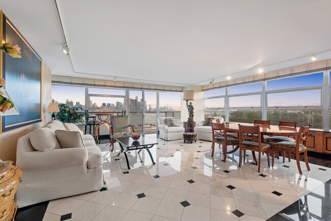 Foto del edificio - 6050 Boulevard E