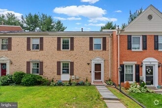 Building Photo - 16 Cornerwood Ct