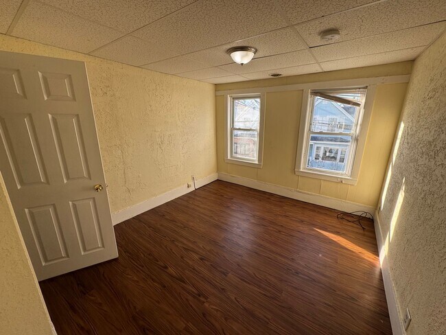 Building Photo - 37 Fulton St