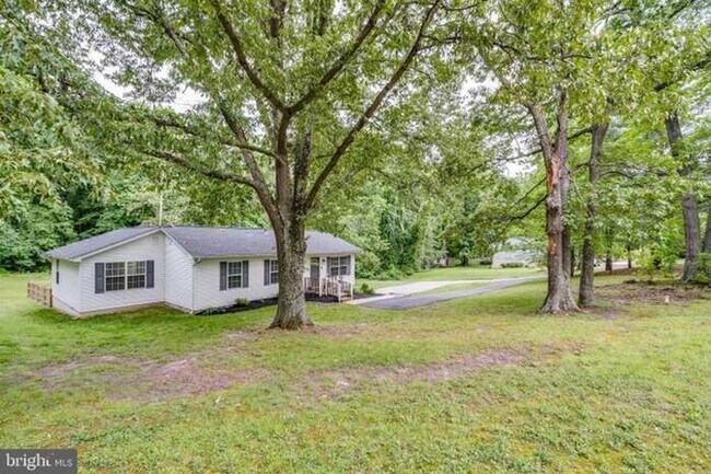 Foto del edificio - 3757 Hunting Creek Rd