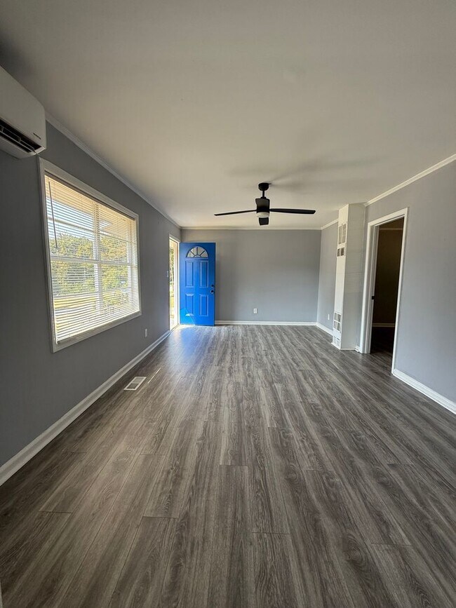 Foto del edificio - 2909 Skyline Rd