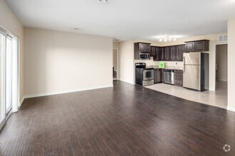 Interior Photo - 180 Mill Street