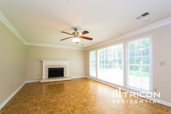 Building Photo - 1373 Wynford Gate