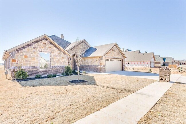 Building Photo - Beautiful Home in Abes Landing
