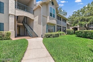 Building Photo - 900 Ironwood Dr