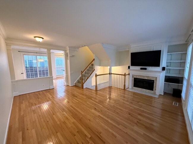 Foto del edificio - 6020 Lincolnia Rd