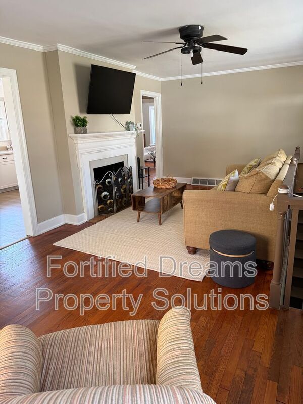 Foto del edificio - 2203 Maywood St