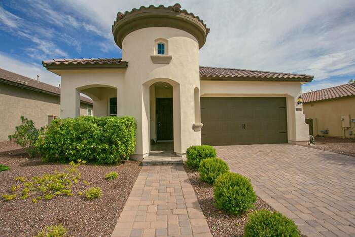 Primary Photo - Stunning Verrado home !