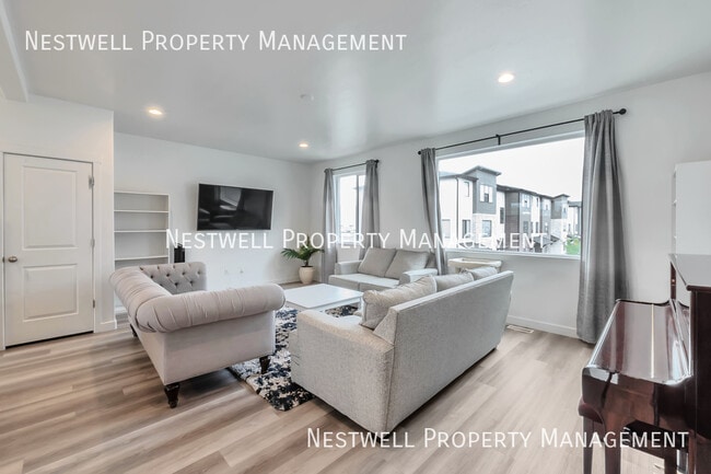 Building Photo - 462 S 700 W