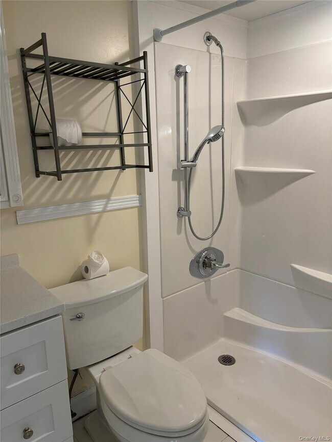 Foto del edificio - 9 Bailey Ct