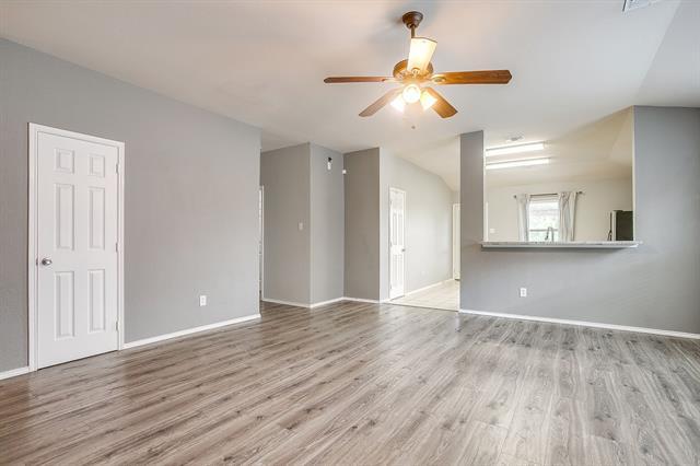 Foto del edificio - 649 Chalk Knoll Rd