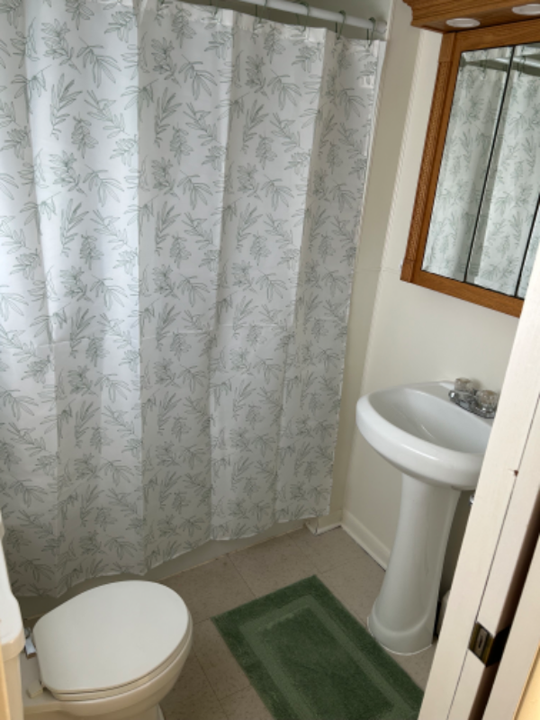 Building Photo - 6819 Low St