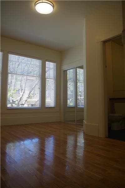 Building Photo - 877 Grove St