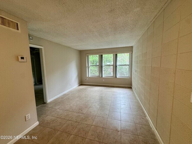 Foto del edificio - 3212 Herschel St
