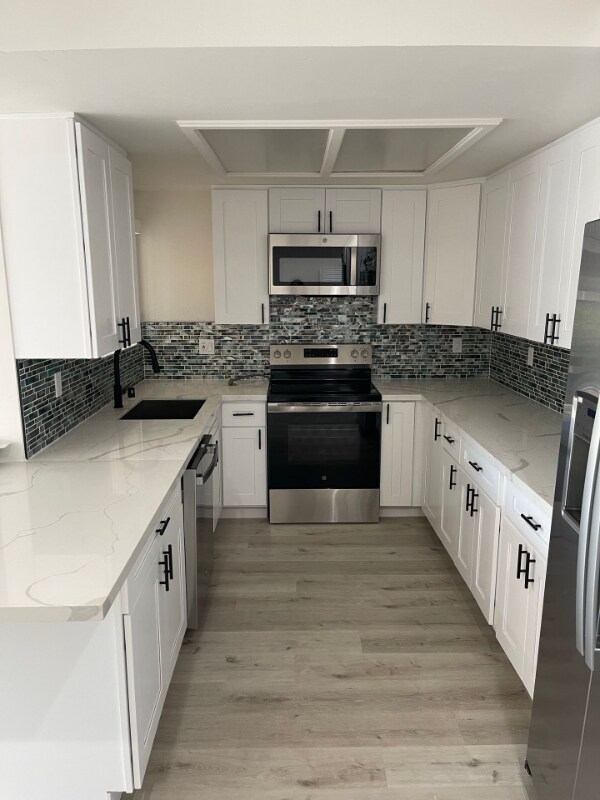 Foto del edificio - 2284 Dunlop St