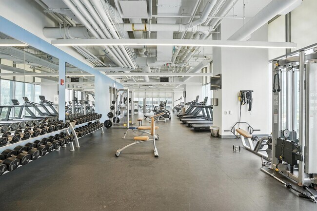 Building Photo - 335 E Wacker Dr