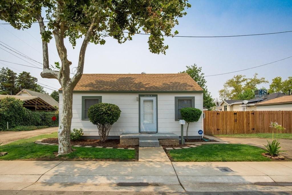 Foto del edificio - 2465 Colfax St