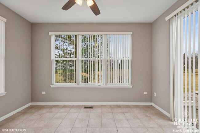 Building Photo - 13060 Drendel Rd