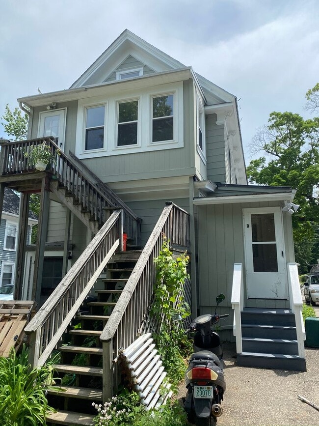 Building Photo - 24 Mt Vernon St