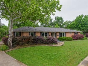 Building Photo - 9528 Ash Creek Dr Building Photo - 9528 Ash Creek Dr