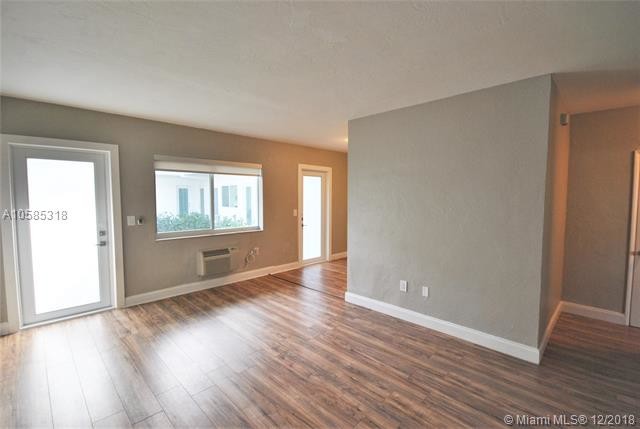 Foto del edificio - 9270 E Bay Harbor Dr