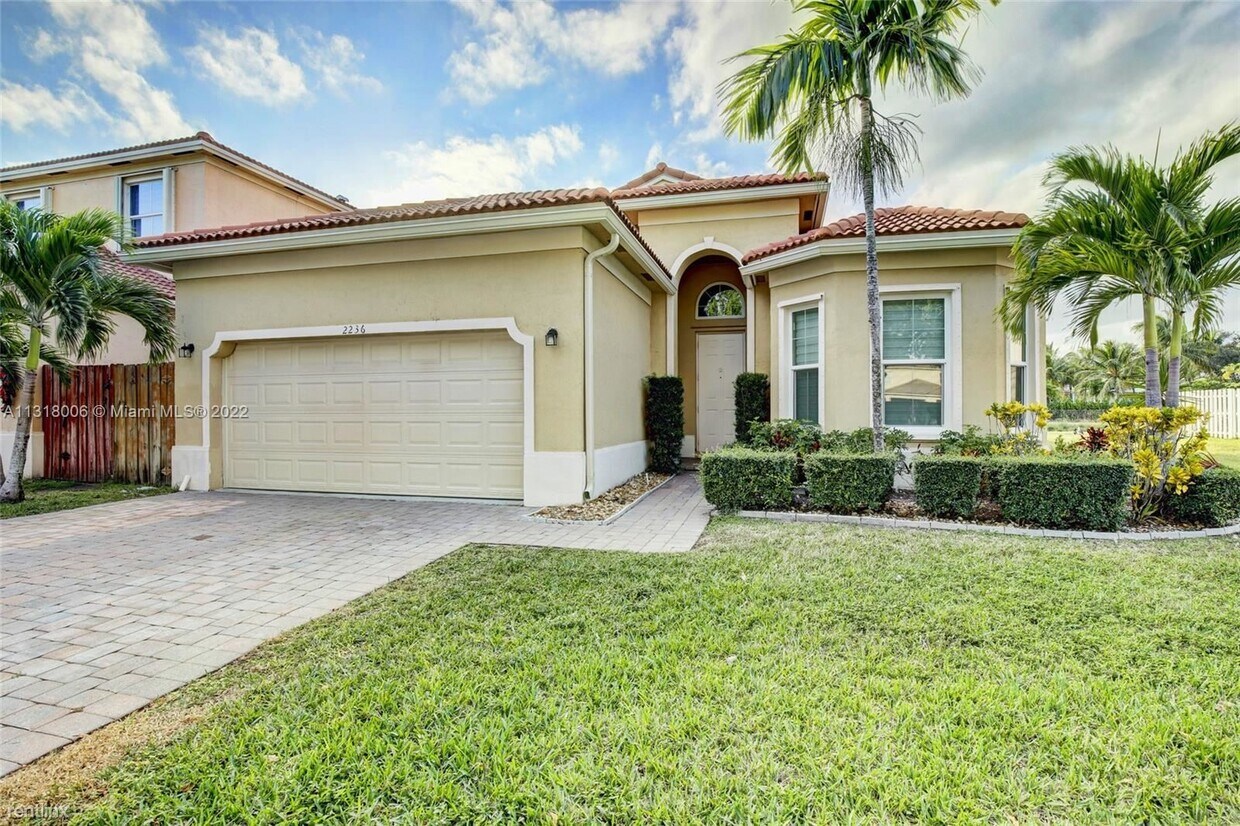 Primary Photo - 5 br, 3 bath House - 2236 NE 41st Ave # 2236