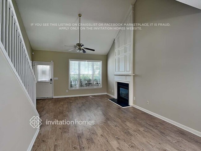 Foto del edificio - 1609 Heyford Cir NW
