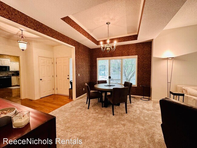 Building Photo - 3 br, 3 bath House - 14306 Russel Street