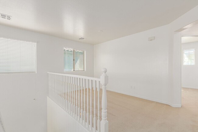 Foto del edificio - 3 bedroom home in Gated Community