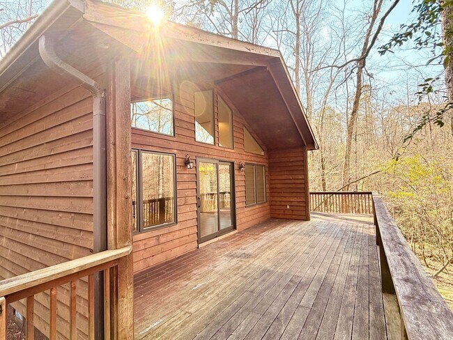 Foto del edificio - Peaceful Opelika Cabin For Rent