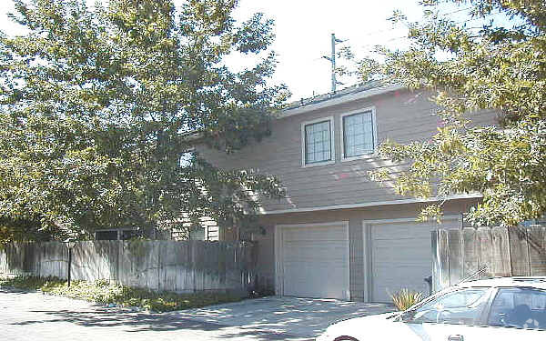 Building Photo - Elizabeth Court Apartments