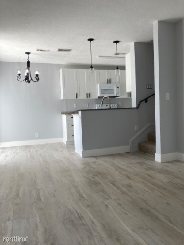 Foto principal - 8800 Bardmoor Blvd