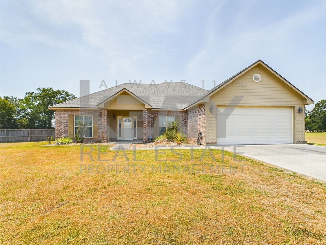 Primary Photo - 3 Bedroom, 2 Bathroom House is Available Now!