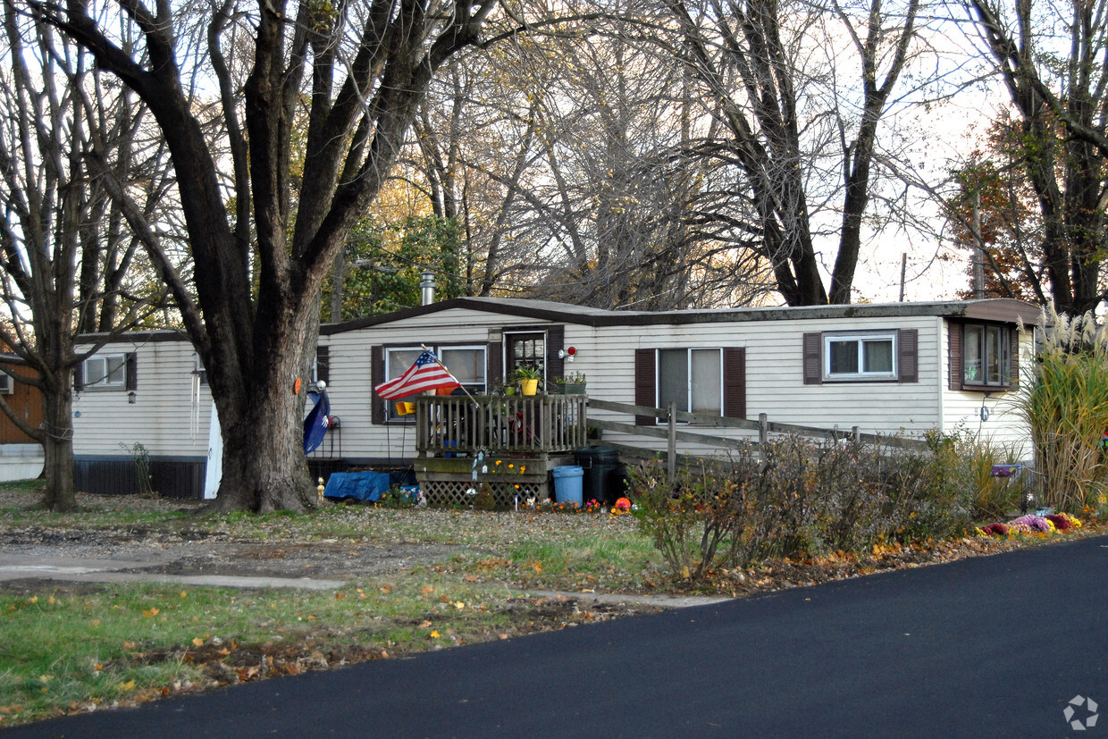 Primary Photo - Breezy Acres Mobile Home Park