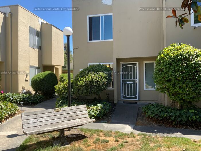 Primary Photo - Bennet Valley Condo