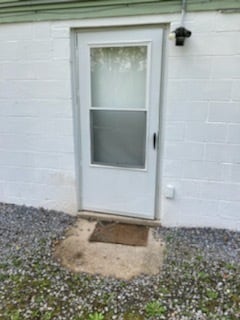 Building Photo - 18 Park Dr