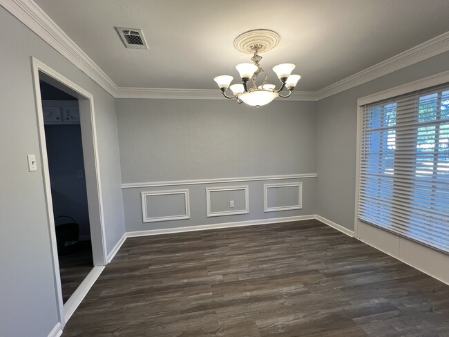 Foto del edificio - 30447 Parkview Dr